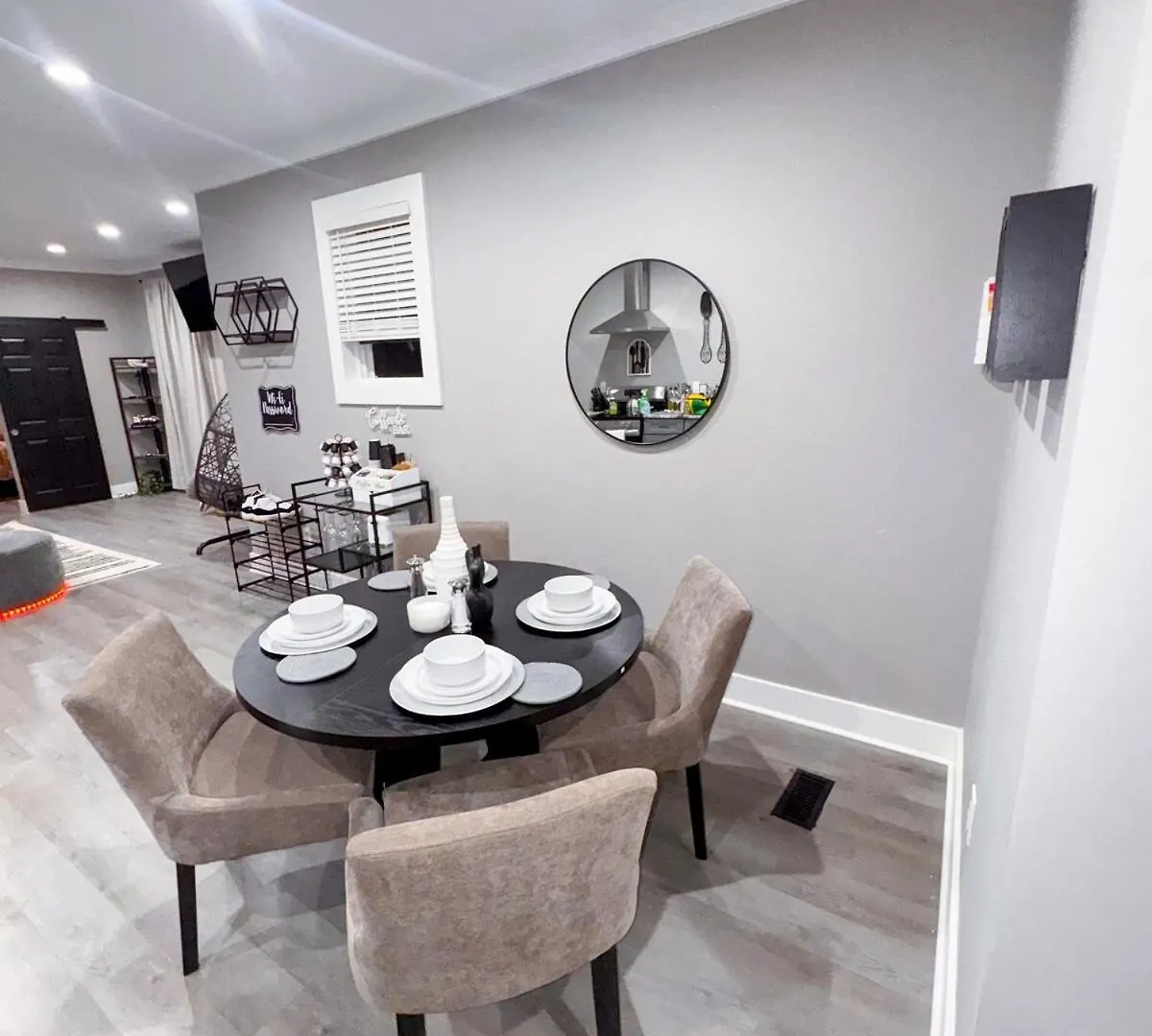 Chic Oasis 1 Miles From Dwtn Apartment Columbus